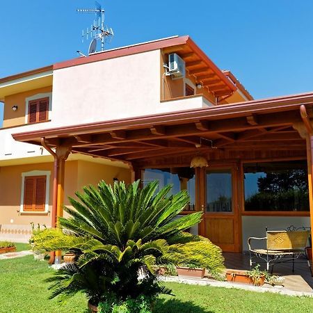 Bed&Breakfast La Villetta Botricello Exteriör bild