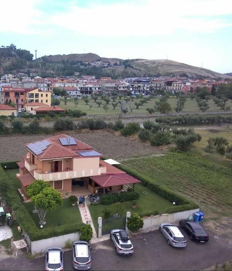 Bed&Breakfast La Villetta Botricello Exteriör bild