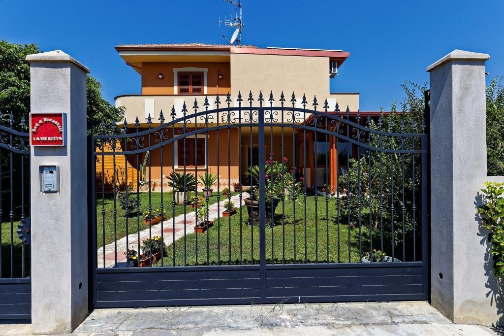 Bed&Breakfast La Villetta Botricello Exteriör bild
