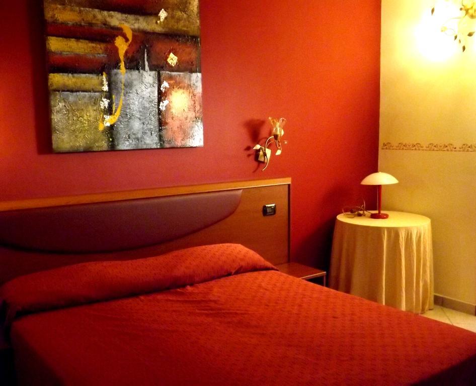 Bed&Breakfast La Villetta Botricello Rum bild
