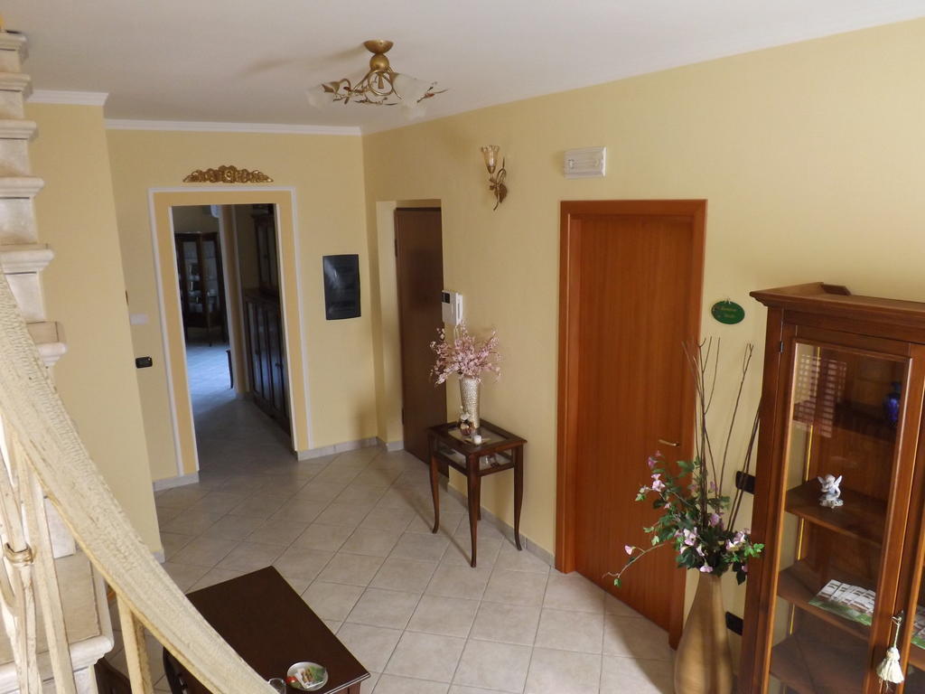 Bed&Breakfast La Villetta Botricello Exteriör bild